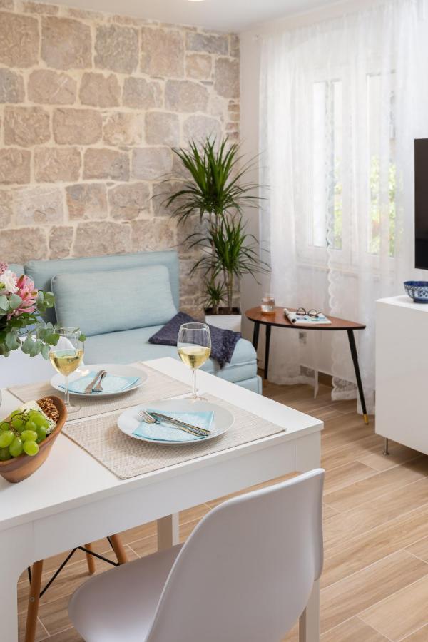 Santolina Apartments Сплит Экстерьер фото